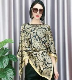 New Li Jin Satin MultiFunctional Pullover Shawl Womens Fashion AllMatch Online Selling Product Sun Protection Clothing Prin8561326