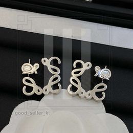 Designer Bracelet Loe Stud New Popular Sterling Sier Earrings Loewew Bag Rings Bracelet Neck Chain Suit Suitable for Womens Jewellery Fashion Accessories 472
