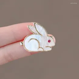 Brooches Fashion Cute Red Eyes White Mother Of Pearl Brooch Women Sweet Corsage Clothing Accessories