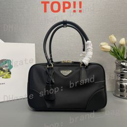 10A Top Middle aged bag Designer bag Compiled Lafite Grass Combination Leather Flow Bag Women Grass Bag Luxury Shoulder Straddle Chain P000 Bag FedEx sending