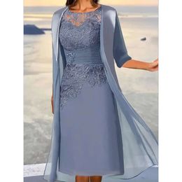 Mãe curta de azul empoeirado Os vestidos da noiva com jaqueta A-line Chiffon Lace Apliques Dipos de festas de noivo de miçangas para casamento plus size