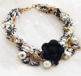 Handmade Adjustable Dog Apparel Dog Accessories Cat Pet Necklace Gift Luxury Material Tweed Pearl Camellias Jewelry Sparkly Yorkie5556388