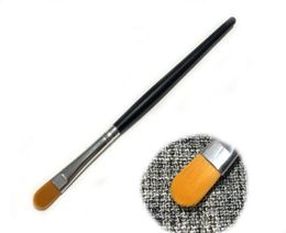 Good quality Wooden pole small concealer foundation Eye shadow beauty makeup brush Z0030109872244