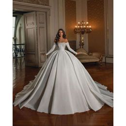 Dresses Strapless Ball Beads Gown Crystal Sleeves Bling Princess Queen Wedding Dress Long Train Bridal Gowns s