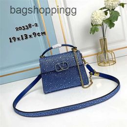 lady New Chain Little Womens Vbuckle shoulder V Bag Lady Miniloco Cowhide Handheld Classic Bags Leather One Straddle Fashion Metal Leather Purse Valenttiino 24O3