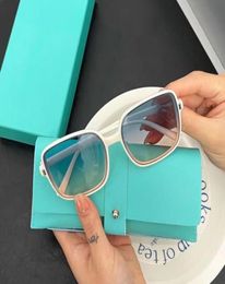 Luxury TIF Large frame sunglasses Fashion Pink Blue Beauty beach glasses Designer Accessories UV400 Womens Sunglasses with gift bo5336116