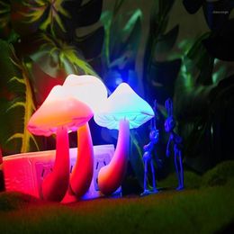 Party Decoration Mushroom Wall Socket LED Sensor Night Light Fashion Lamp Baby Kids Bedroom Decor Supplies Glow 2021286O