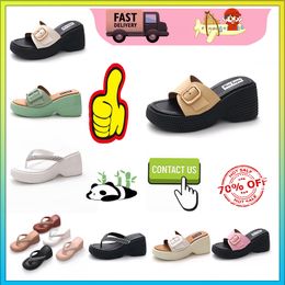 Designer Casual Platform High rise thick soled PVC slippers man Woman Light weight wear resistant Leather rubber soft sandals Flat Summer Beach Slipper