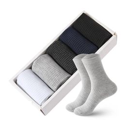 HSS Brand 5 PairsLot Mens Socks Cotton Casual Business Stripe Deodorant Breathable Black White Travel Winter Man 240129