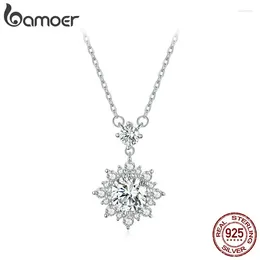 Pendants BAMOER Moissanite Halo Necklace For Women 1 Lab Grown Diamond 925 Sterling Silver Chain