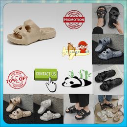 Designer Casual Platform Skeleton Head Funny One Slippers Woman Light weight wear resistant breathable Leather rubber soft soles sandals Flat Summer