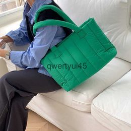 Shoulder Bags Casual Padded Large Capacity Tote Bag Designer Quilted Women andbags Nylon Down Coon Lady Soulder Big Sopper Purse 2022H2421