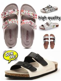 Summer High Quality Strap Women Men Sports Sandals Outdoor Leather Slippers Hot Selling Beach Black and White Brown Casual Shoes