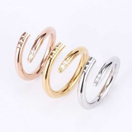 Love Ring Steel Single Nail European and American Fashion Street Hiphop Casual Couple Birthday Engagement Holiday Gift Classic Gold Silve YMUN