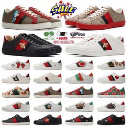 2024 Bee designer Casual Shoes ace Sneakers Casual Dress Tennis Shoes Men Women Lace Up Classic White Leather Pattern Bottom Cat Tiger Print Lover Luxury Trainers