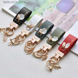 Keychains Lanyards New Shell Key Chain Leaf Pendant PU Leather Key Ring Chains Women Men Car Keyring Charm Holder Business Party Gift Trinket Q240201