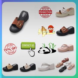 Designer Casual Platform High rise thick soled PVC slippers man Woman Light weight Leather rubber soft soles sandals Flat Summer Beach Slipper