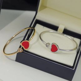 Bangles Classic Fashion Red Enamel Heart shaped Single Bracelet Women's Style Party Romantic Luxury Brand