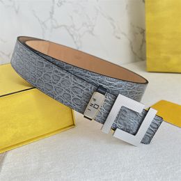 New Designer Brand Mens Womens Belt Luxurys Business Fashion Belt Gold Silver Letter Buckle Belts Jeans Daily Outfit Waistbands