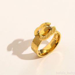 Anéis de designer Brand Jóias Mulheres 18K Gold Gold Crystal Love Ring Wedding noivado de festas de festa