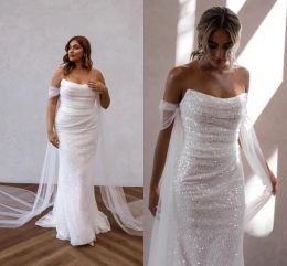 Zaprojektowane cekinowe proste sukienki ślubne syreny Elegancka bezprzewodowa płaszcz bez pleców długi lato plażowe ogrodowe suknie ślubne ogrodowe plus rozmiar BC18124