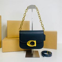 Leather 10a Shoulder Bags Idol Designer Handbag for Womens Fashion Pochette Flap Clover Stylish Thicken Chain Simple Black Brown 21*16cm Xb112