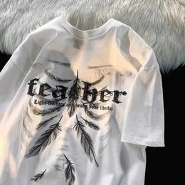 Men's T-Shirts Short Sleeved T-shirts Men and Women Summer New Hong Kong Style Letter Feather Print Ins Fashion Label Loose Lovers Dress TopH2421