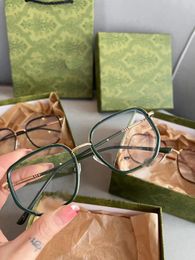 Designer Sunglasses Fashion Anti-Blue Light Flat Lens Glasses Myopia Frame Decoration Ultralight Ins Vegan Green Frame
