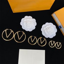 Designers Earring for Women Circle Basic Earrings Gold Earring Classic Brand Daily Wear Luxury Jewelry Gift Lady V Earrings