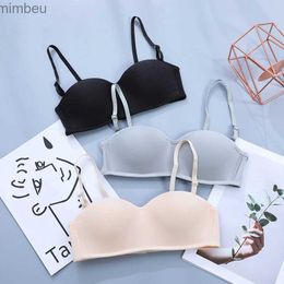 Women's T-Shirt New Young Girls Ladies Strapless Non-slip Invisible Small Chest One Piece Bra Tube Top Thin Sexy Wireless Gather Bra L240201