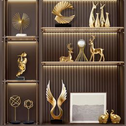 Home Decoration Accessories Feng Shui Gold Statuette Study Desk Ornaments Luxury Living Room Figurines for Interior 240123