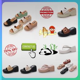 Designer Casual Platform High rise thick soled PVC slippers summer sliders men women rainbow slides memory soft thick cushion slipper cloud slide indoor