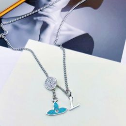 Europe America Fashion Style Necklace Men Lady Women Silver-colour Metal With V Initials Turquoise Flower Pendant Chain