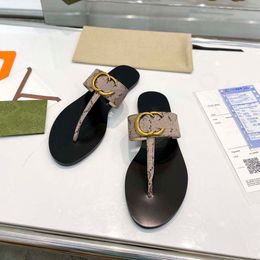 Designer Slippers g Luxury Slippers Fashion Leather slides Chain Metal Black Flip Flops Brand Beige Sandals Flippers Flip flogs causal flip flop for womens Lady 7