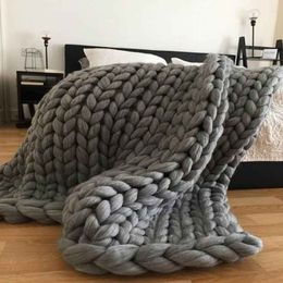 Chunky Knit Blanket 120 150cm Hand Woven Coarse Line Blankets Fashion Thick Yarn Coarse Wool Sofa Blanket Knitting Throw Pograp2353