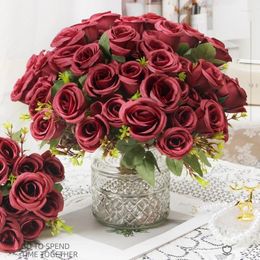 Decorative Flowers Artificial Honey Roses Bundle Silk Fake Retro White Purple Flower Home Bedroom Decoration Simulation Rose Green Plant