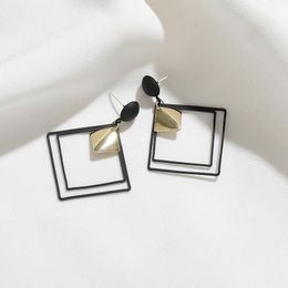 Charm Temperament Black Geometric Diamond Square Earrings Personality Face Thin Earring Mosquito Coil No Piercing Ear Clip Women Drop Oty3T