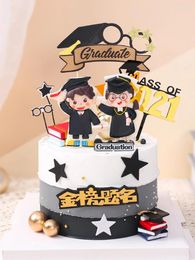 Party Supplies Graduation Gift Cake Topper Decoration Doll Boy Girl Couple Festival Ceremony Bachelor Gown Hat Acrylic Dessert Plugin
