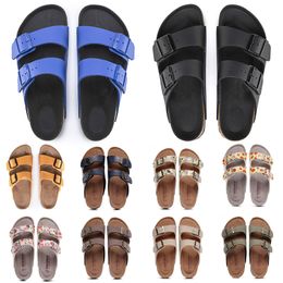 Designer Slides sandal Slippers Beach Flat Sandal Luxury Summer Lady Leather Flip Flops Men Women