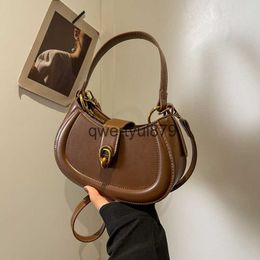 Shoulder Bags High end and niche design semi-circular underarm saddle bag trendy womens bag 2024 new spring single shoulder crossbody bagH2422