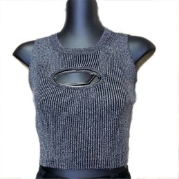 Luxury Women Cropped Singlet T Shirt Sexy Hollow Chest Design Sleeveless Knit Tanks INS Fashion Knitted Tank Tops Yong Lady Girl Vest Fashion Short
