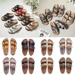 Luxurys Designers Sandals For Men Women Fashion Classic Floral Brocade Slides Flats Rubber Flip Flops Bottoms Beach Shoes Loafers