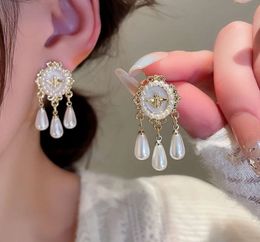 Dangle Chandelier Vintage Style Bee Designer Earrings Women Simulated Pearl Tassel Jewellery With S925 Pins Gift Pendientes D1522