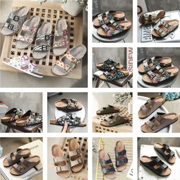 Designer Woody sandals for women flat slides Light tan beige white black pink lace Lettering Fabric canvas slippers womens summer