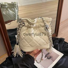 Shoulder Bags Xiaoxiangfeng Lingge Chain Bag for Womens 2023 New Trendy and Fashionable Korean Bucket Bag Versatile Shoulder Bag Crossbody BagH2422