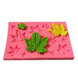 Baking Moulds DIY Maple Leaf Silicone Cupcake Mould Christmas Fondant Cake Decorating Tools Gumpaste Chocolate Candy Clay