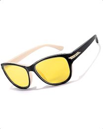 LVIOE Night Driving Glasses for Women Men Anti Glare Polarised Yellow Night Vision Glasses for Night Time LN2317