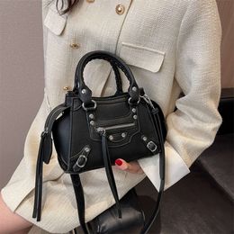 Women's New Handbag Street Trend Motorcycle Leisure and Easy to Wear Single Shoulder Crossbody Bag 2024 78% Off Store wholesale