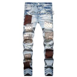 Mens Jeans European Jean Hombre Patch Men Embroidery Patchwork Ripped for Trend Brand Motorcycle Pant Skinny 84GF