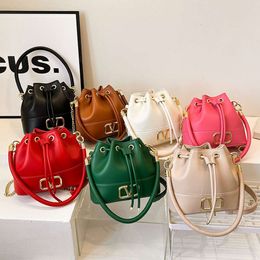 able and Niche Package New Women's Versatile Chain Crossbody able Bucket Bag 2024 78% Off Store wholesale